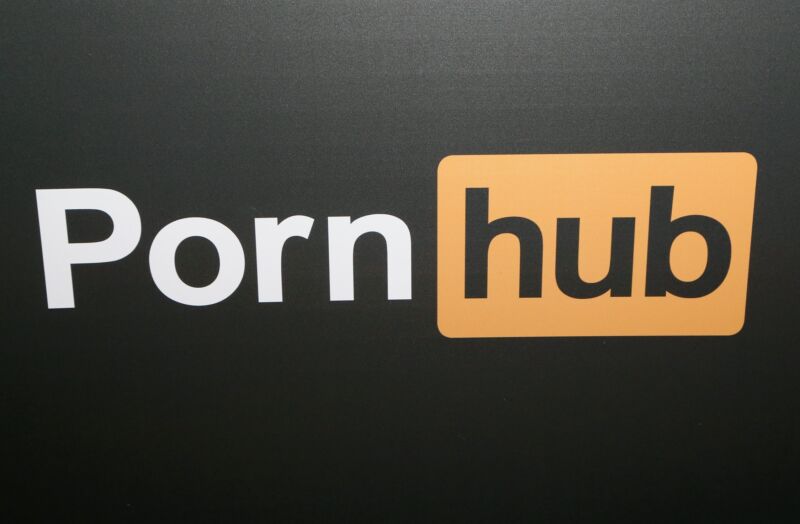 Banned Abused Porn - Pornhub blocks uploads and downloads in crackdown on child-sexual-abuse  videos - Forums - MyAnimeList.net